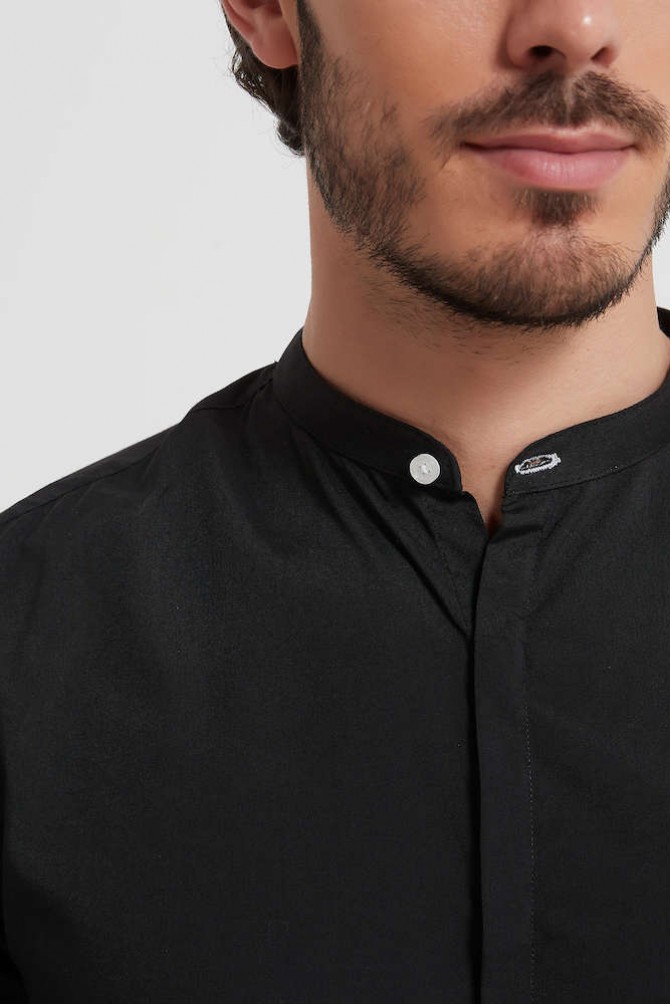 Chemise noir col mao slim fit