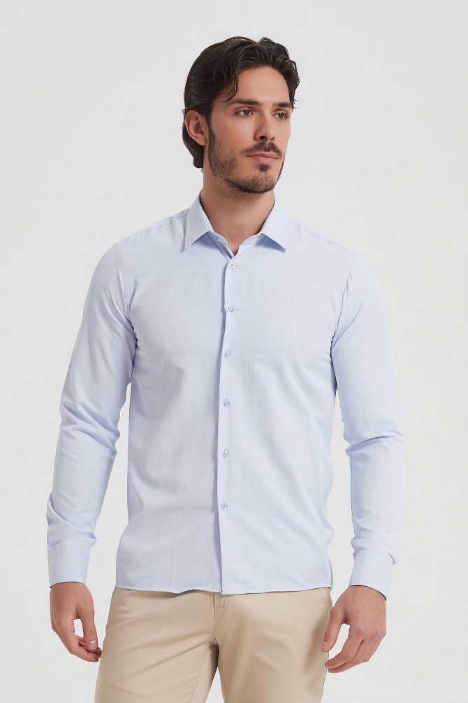 Chemise unie coupe droite effet satiné